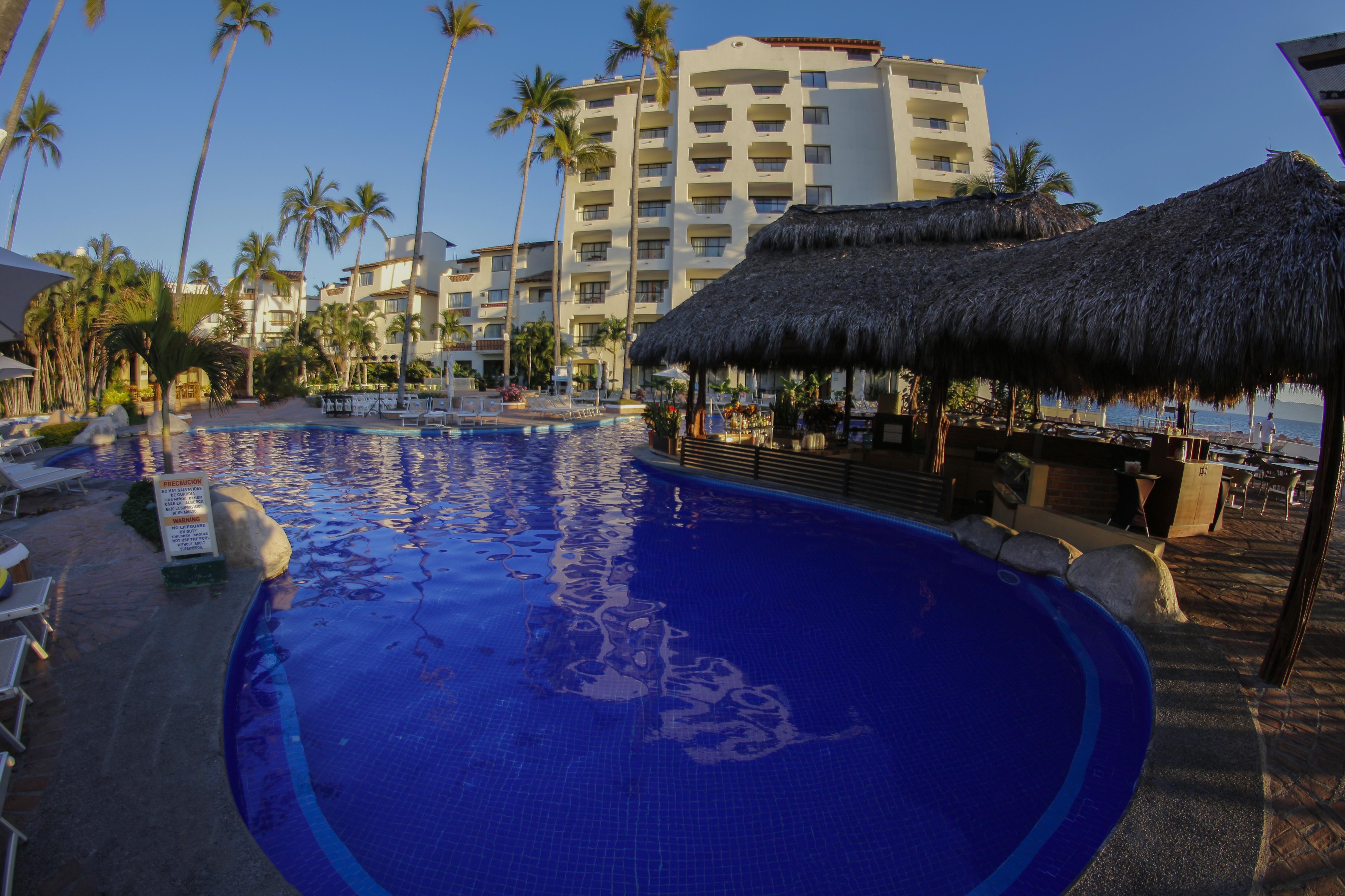 Plaza Pelicanos Grand Beach Resort All Inclusive Puerto Vallarta Bagian luar foto
