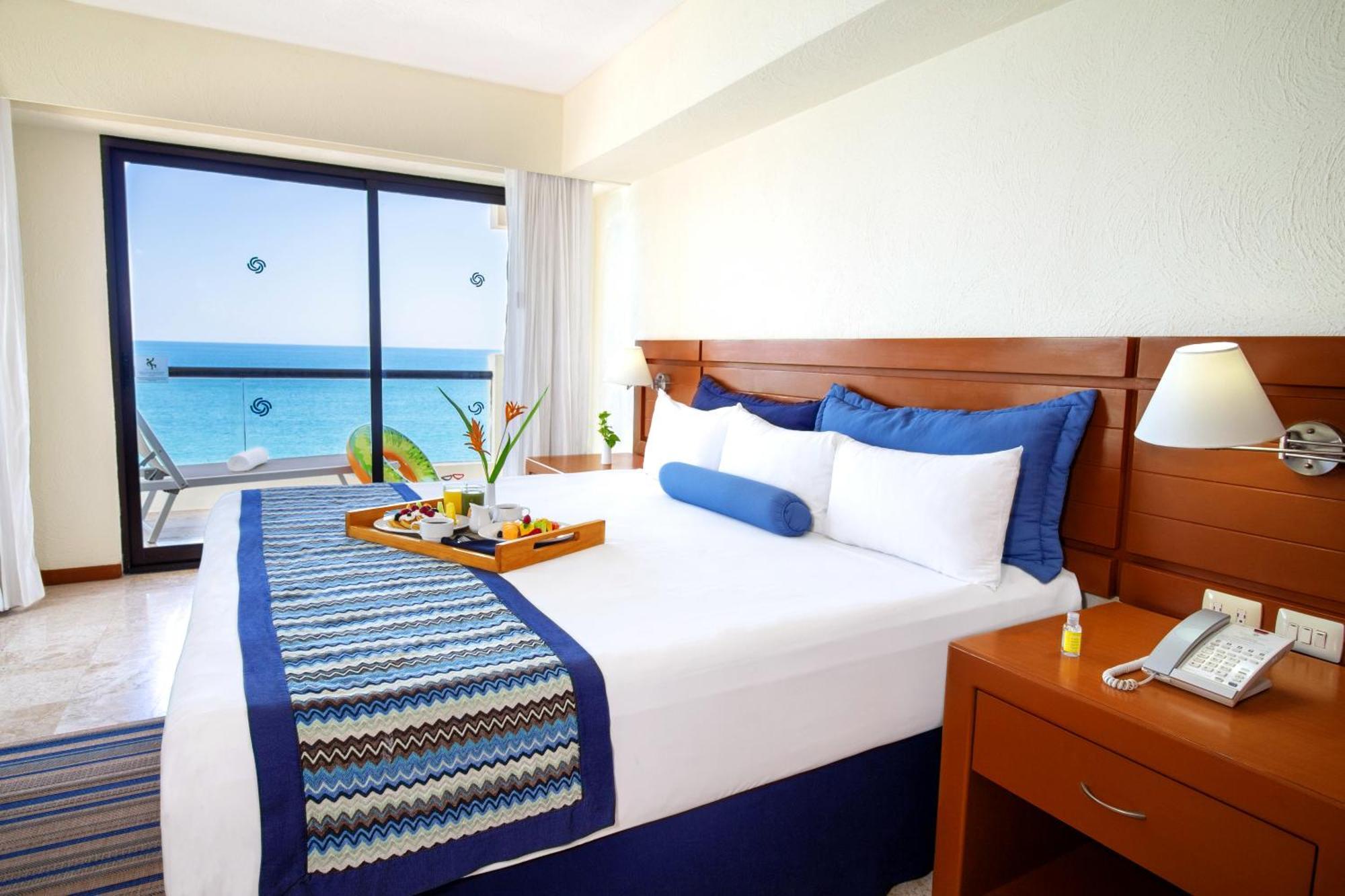 Plaza Pelicanos Grand Beach Resort All Inclusive Puerto Vallarta Bagian luar foto