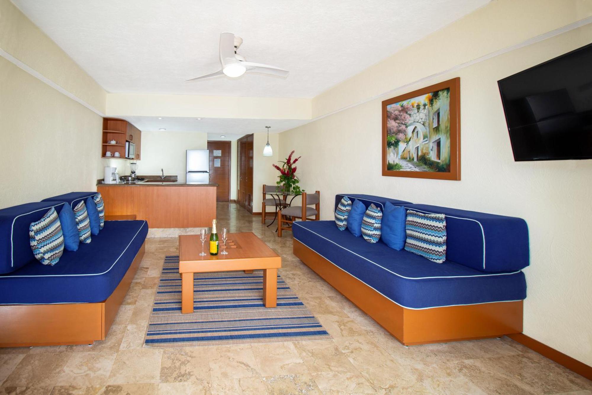 Plaza Pelicanos Grand Beach Resort All Inclusive Puerto Vallarta Bagian luar foto