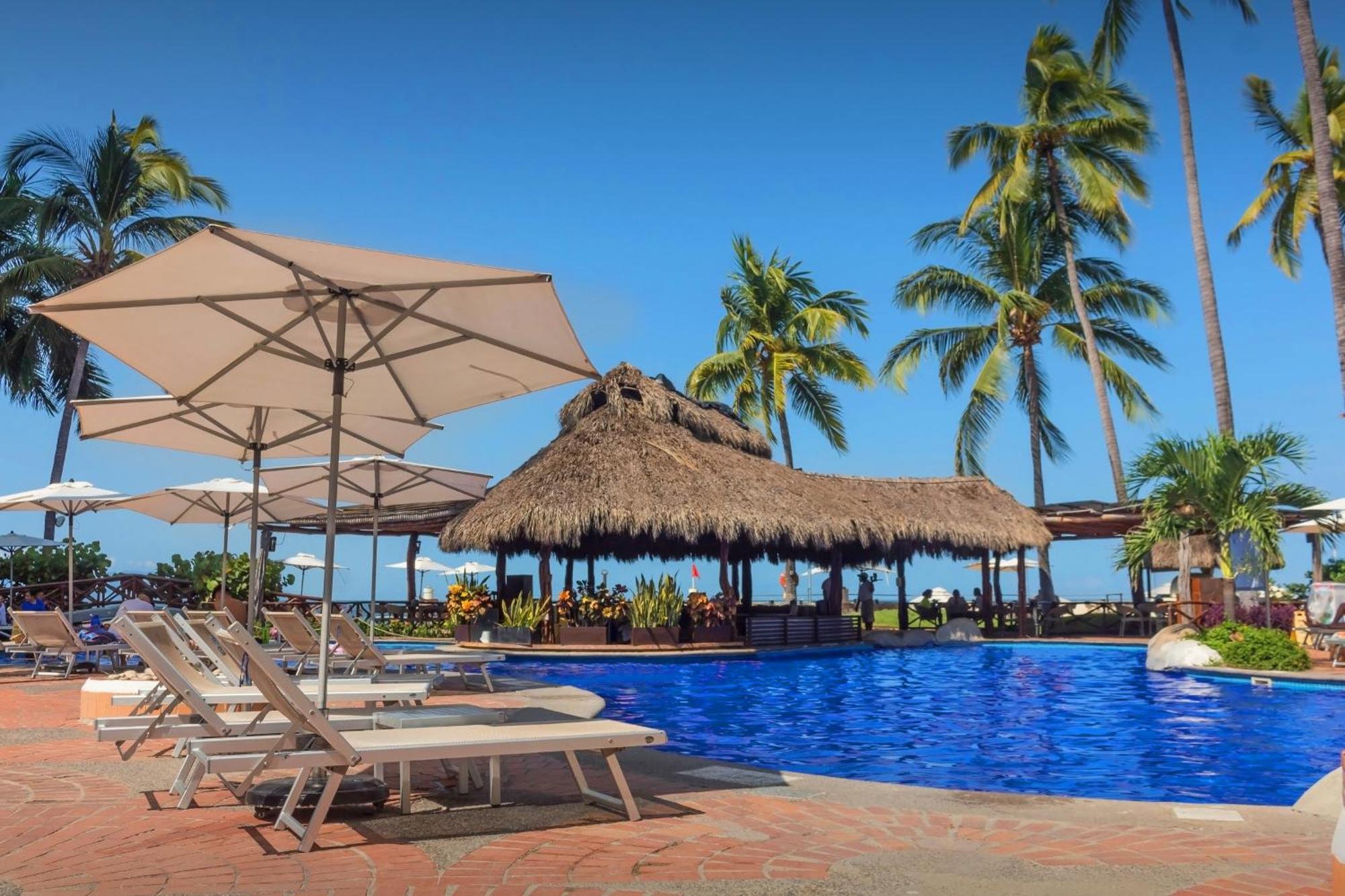 Plaza Pelicanos Grand Beach Resort All Inclusive Puerto Vallarta Bagian luar foto