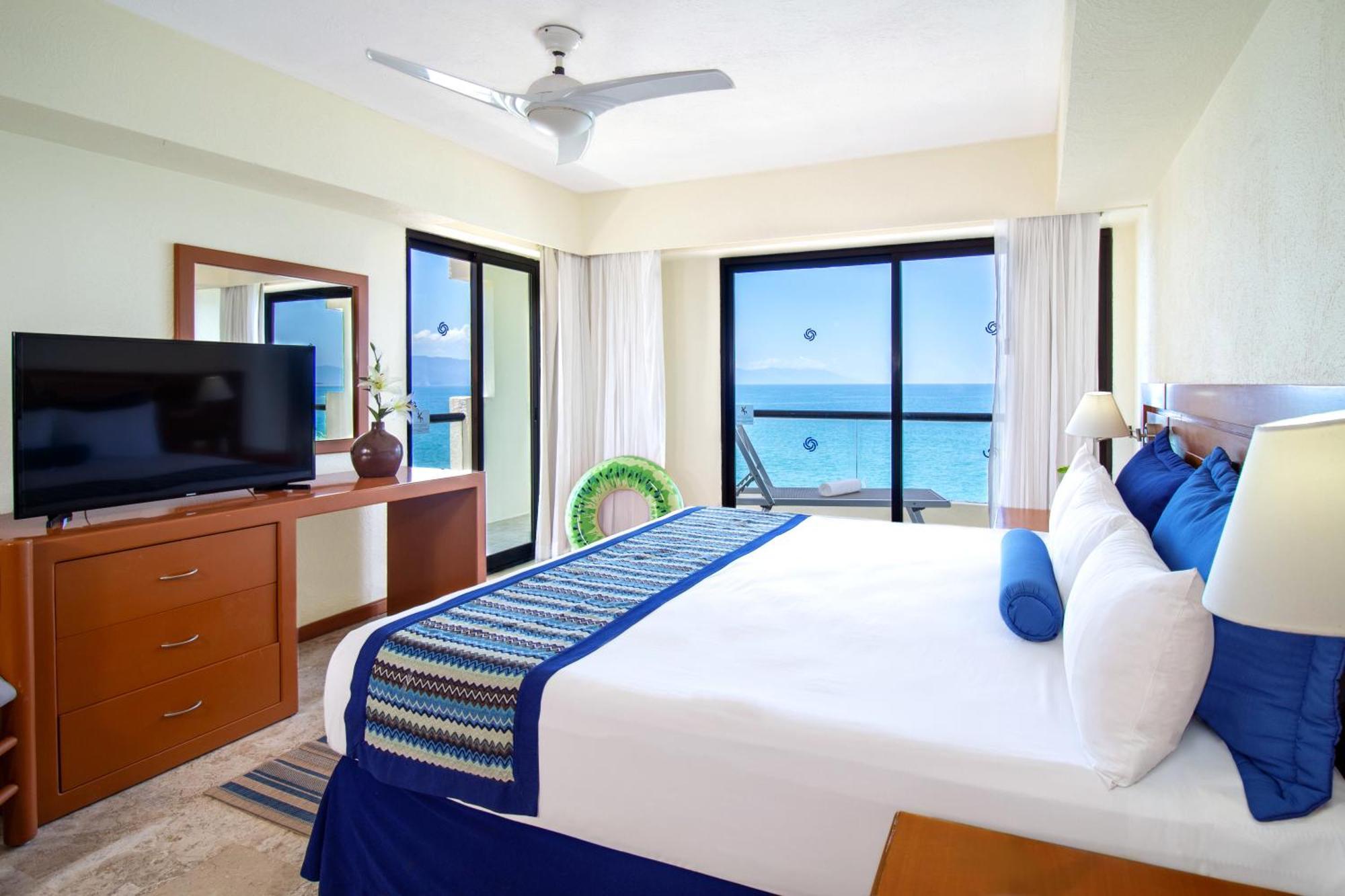 Plaza Pelicanos Grand Beach Resort All Inclusive Puerto Vallarta Bagian luar foto