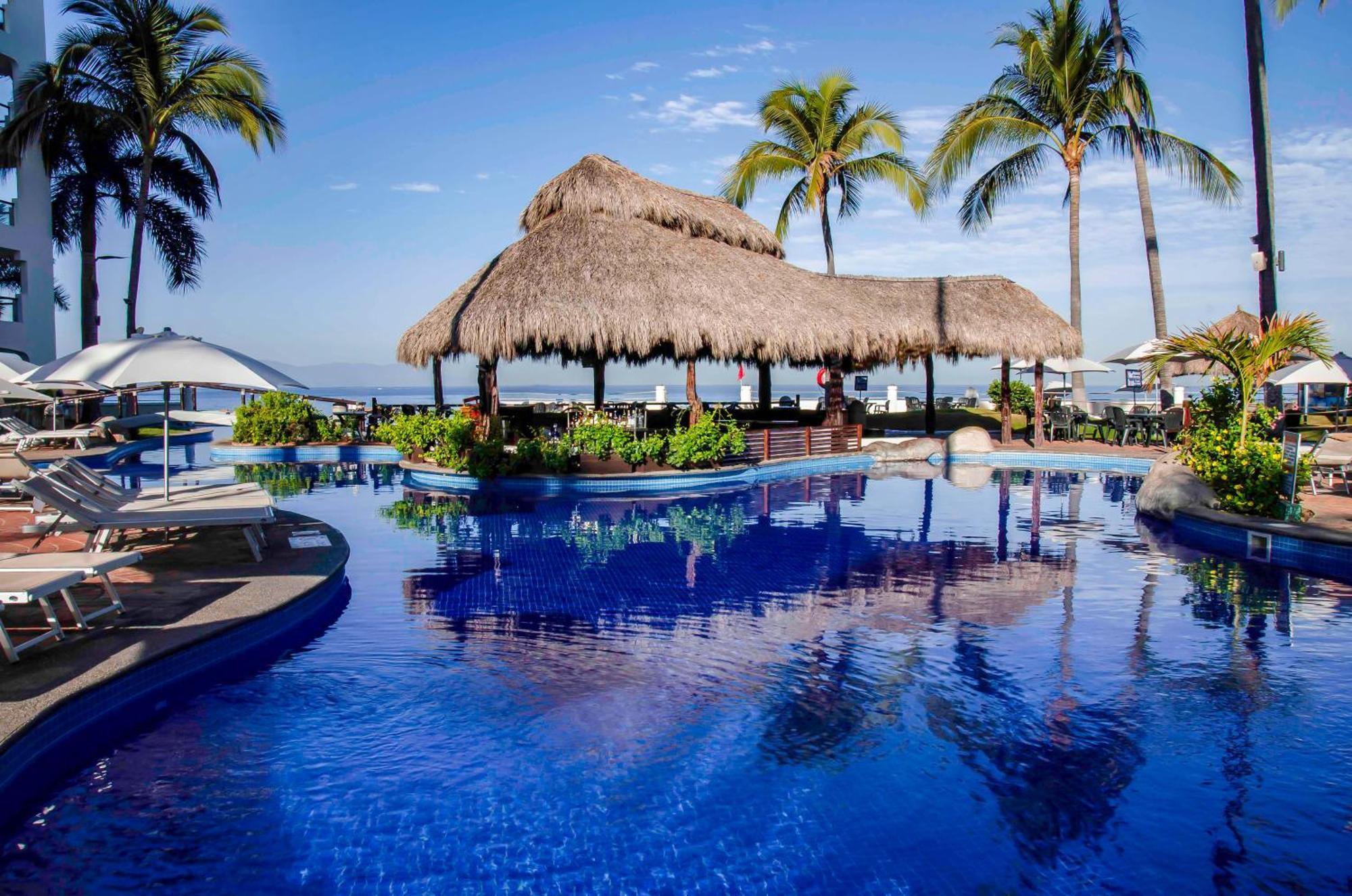Plaza Pelicanos Grand Beach Resort All Inclusive Puerto Vallarta Bagian luar foto